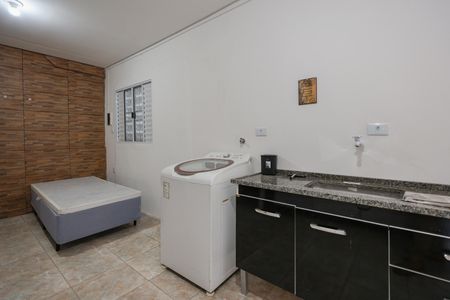 Studio para alugar com 30m², 1 quarto e sem vaga Studio para alugar com 30m², 1 quarto e sem vagaÁrea de Serviço