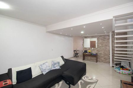 Casa à venda com 145m², 2 quartos e 1 vagaSala 