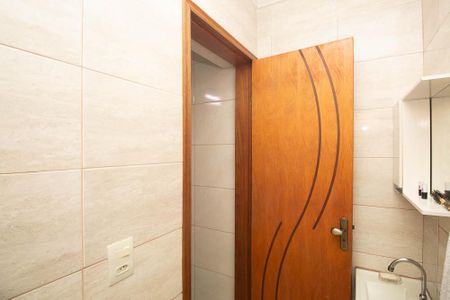 Casa à venda com 145m², 2 quartos e 1 vagaLavabo