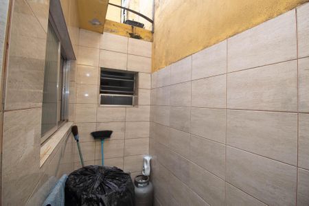 Casa à venda com 145m², 2 quartos e 1 vagaQuintal