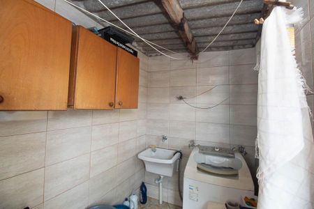 Casa à venda com 145m², 2 quartos e 1 vagaÁrea de Serviço