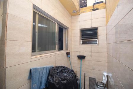 Casa à venda com 145m², 2 quartos e 1 vagaQuintal