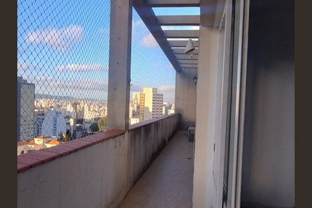 Apartamento para alugar com 180m², 4 quartos e sem vaga