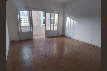 Apartamento para alugar com 180m², 4 quartos e sem vaga