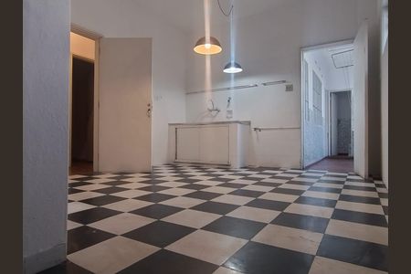 Apartamento para alugar com 180m², 4 quartos e sem vaga