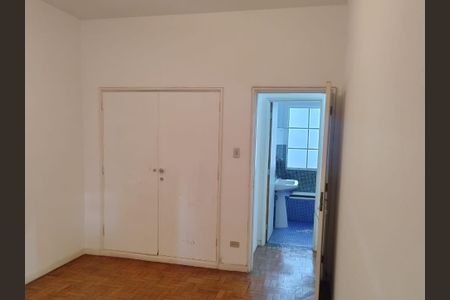 Apartamento para alugar com 180m², 4 quartos e sem vaga