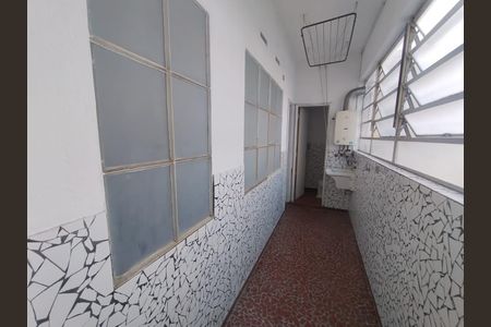 Apartamento para alugar com 180m², 4 quartos e sem vaga