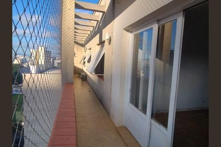 Apartamento para alugar com 180m², 4 quartos e sem vaga