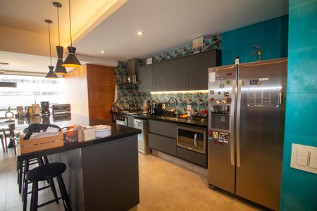 Apartamento à venda com 93m², 2 quartos e 2 vagasCozinha