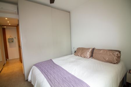 Apartamento à venda com 93m², 2 quartos e 2 vagasSuíte 2