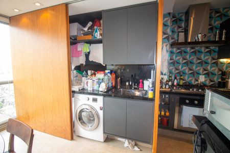 Apartamento à venda com 93m², 2 quartos e 2 vagasÁrea de Serviço