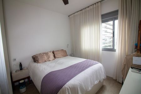 Apartamento à venda com 93m², 2 quartos e 2 vagasSuíte 2