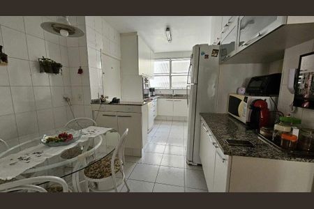 Apartamento à venda com 188m², 3 quartos e 1 vaga