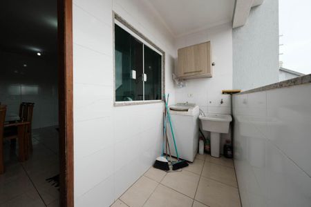 Casa à venda com 110m², 3 quartos e 2 vagasÁrea de Serviço