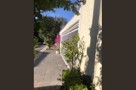 Casa à venda com 380m², 4 quartos e 6 vagasFoto 11