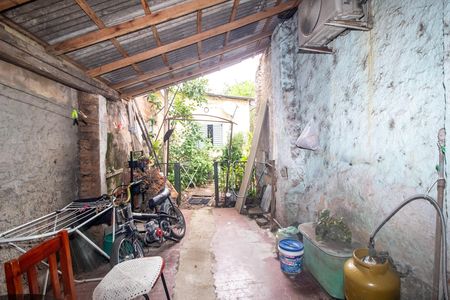 Casa à venda com 648m², 6 quartos e 3 vagas Casa à venda com 648m², 6 quartos e 3 vagasgaragem