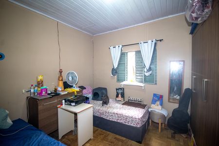 Casa à venda com 648m², 6 quartos e 3 vagas Casa à venda com 648m², 6 quartos e 3 vagasQuarto 5