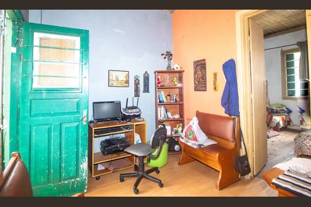 Casa à venda com 648m², 6 quartos e 3 vagas Casa à venda com 648m², 6 quartos e 3 vagasSala 2