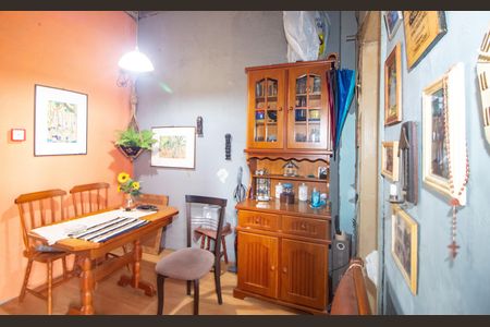 Casa à venda com 648m², 6 quartos e 3 vagas Casa à venda com 648m², 6 quartos e 3 vagasSala 2