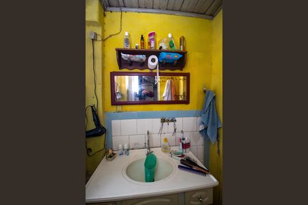Casa à venda com 648m², 6 quartos e 3 vagas Casa à venda com 648m², 6 quartos e 3 vagasBanheiro 2