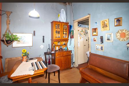 Casa à venda com 648m², 6 quartos e 3 vagas Casa à venda com 648m², 6 quartos e 3 vagasSala 2