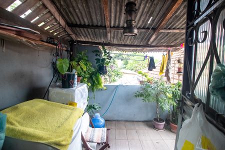 Casa à venda com 648m², 6 quartos e 3 vagas Casa à venda com 648m², 6 quartos e 3 vagasÁrea de Serviço