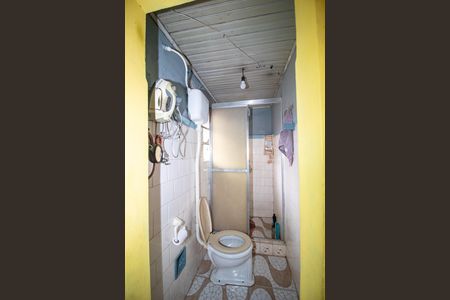 Casa à venda com 648m², 6 quartos e 3 vagas Casa à venda com 648m², 6 quartos e 3 vagasBanheiro 2