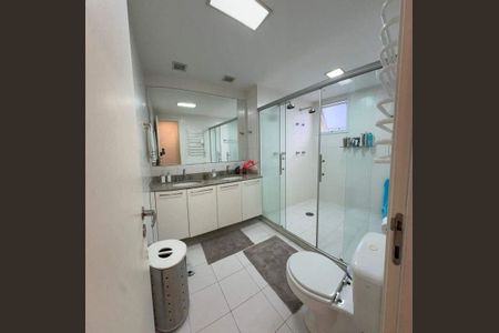 Apartamento à venda com 233m², 4 quartos e 4 vagas