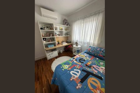 Apartamento à venda com 233m², 4 quartos e 4 vagas
