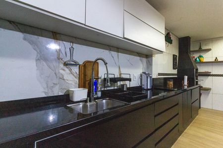 Cozinha e area gourmet de casa para alugar com 3 quartos, 110m² em Jardim Almeida Prado, Guarulhos