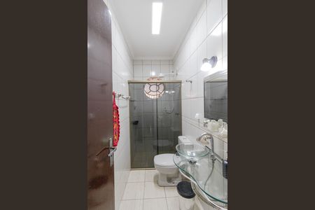 Casa para alugar com 110m², 3 quartos e 1 vaga Casa para alugar com 110m², 3 quartos e 1 vagaBanheiro social