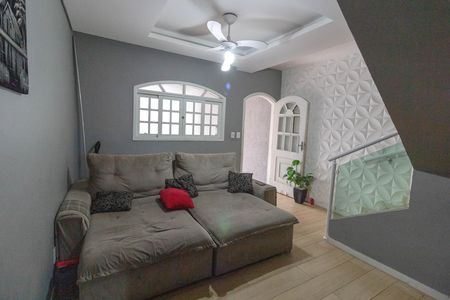 Casa para alugar com 110m², 3 quartos e 1 vaga Casa para alugar com 110m², 3 quartos e 1 vagaSala
