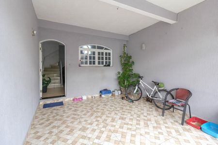 Garagem de casa para alugar com 3 quartos, 110m² em Jardim Almeida Prado, Guarulhos