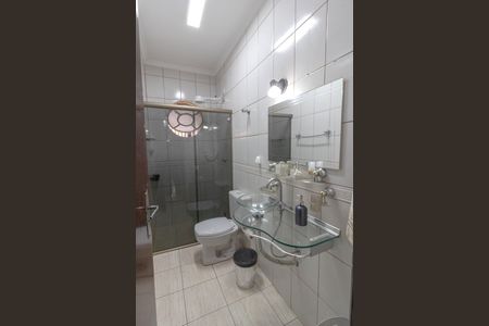 Casa para alugar com 110m², 3 quartos e 1 vaga Casa para alugar com 110m², 3 quartos e 1 vagaBanheiro social