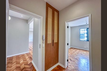 Apartamento à venda com 136m², 3 quartos e sem vaga