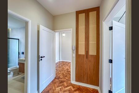 Apartamento à venda com 136m², 3 quartos e sem vaga