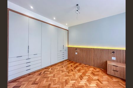 Apartamento à venda com 136m², 3 quartos e sem vaga