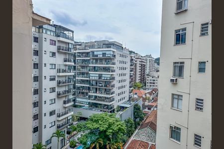 Apartamento à venda com 136m², 3 quartos e sem vaga
