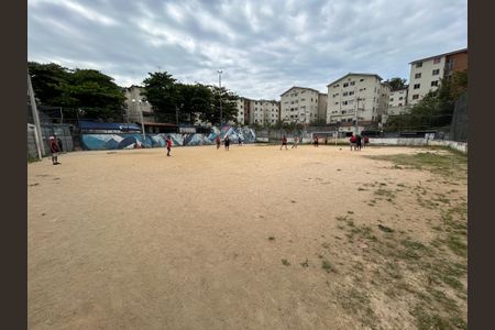 Apartamento à venda com 60m², 2 quartos e 4 vagasCampo de futebol