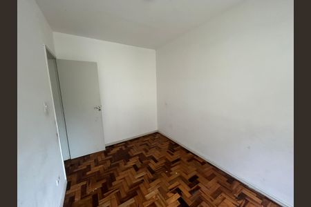 Apartamento à venda com 60m², 2 quartos e 4 vagasQuarto 2