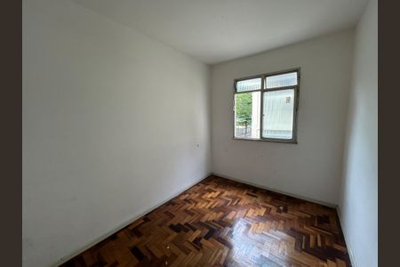 Apartamento à venda com 60m², 2 quartos e 4 vagasQuarto 2