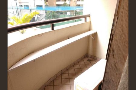 Apartamento à venda com 75m², 2 quartos e 2 vagas