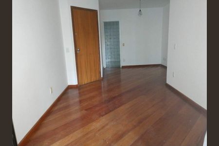 Apartamento à venda com 75m², 2 quartos e 2 vagas