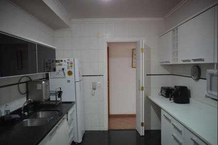 Apartamento à venda com 86m², 3 quartos e 2 vagasCozinha