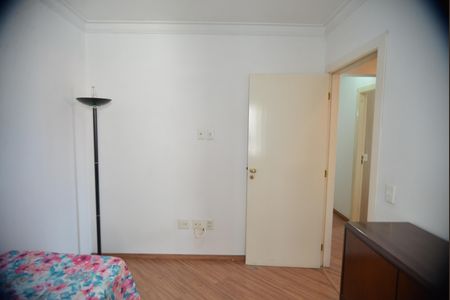 Apartamento à venda com 86m², 3 quartos e 2 vagasQuarto 2