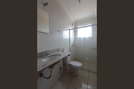 Casa de condomínio à venda com 67m², 2 quartos e 1 vagaBanheiro