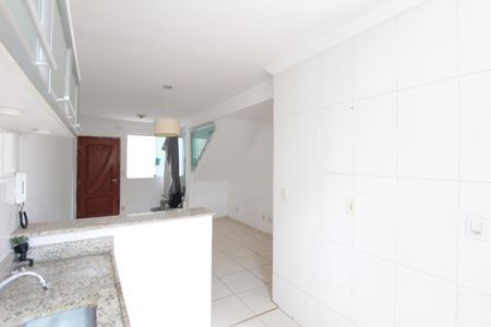 Casa de condomínio à venda com 67m², 2 quartos e 1 vagaCozinha