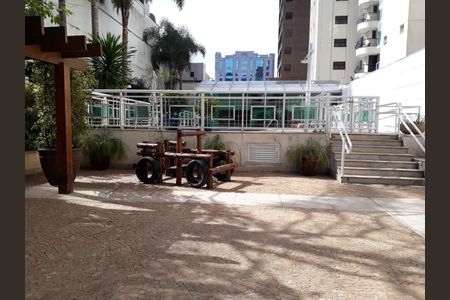 Apartamento à venda com 352m², 4 quartos e 5 vagas