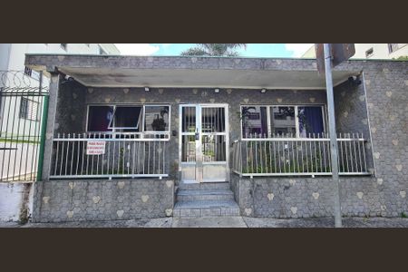 Apartamento à venda com 58m², 2 quartos e 1 vagaFachada e portaria