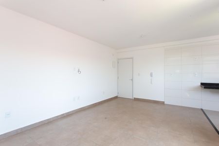 Sala de apartamento para alugar com 2 quartos, 50m² em Cidade Líder, São Paulo